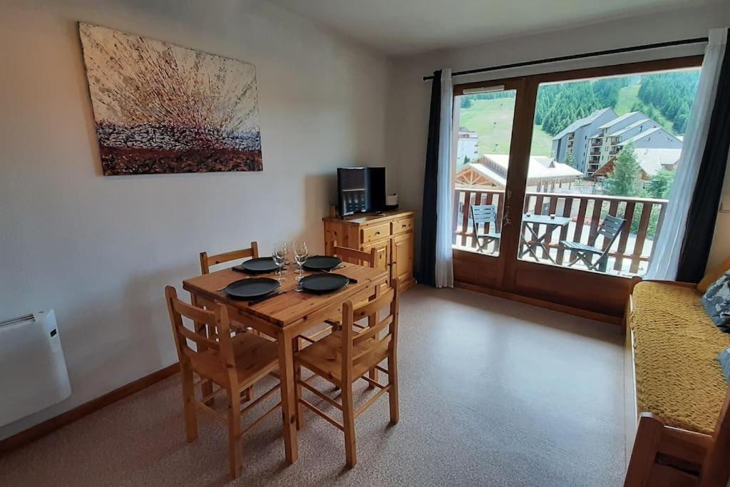Superbe Appartement La Joue Du Loup Centre, 6 Personnes, Avec Parking Prive Ле-Деволюи Экстерьер фото