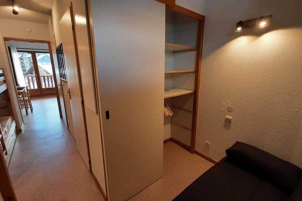 Superbe Appartement La Joue Du Loup Centre, 6 Personnes, Avec Parking Prive Ле-Деволюи Экстерьер фото